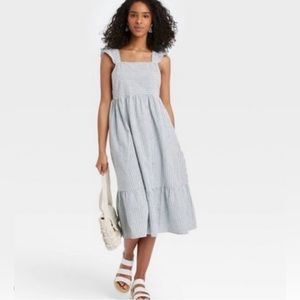 Universal Thread dress, size XS, seersucker stripes